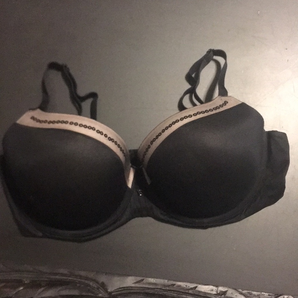 Victoria’s Secret Fabulous Bra